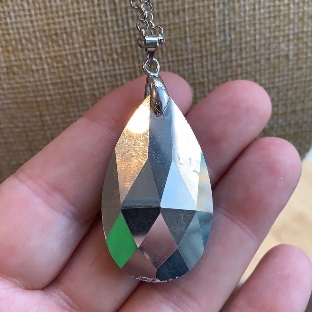 Mystical Pendant Faceted glass teardrop Shimmer Necklace blue green purple - Picture 4 of 7